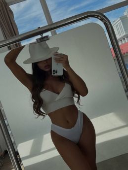 Escort Kyiv : Arina – photo 1