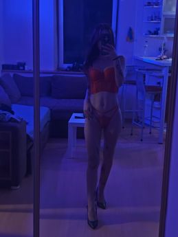 Escort Kyiv : Anya – photo 1